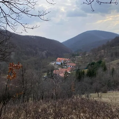 Bauer Vendeghaz Puespoekszentlaszlo 4*